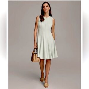 DONNA KARAN light blue dress zip flare sleeveless Dress Sleeveless Lined 12